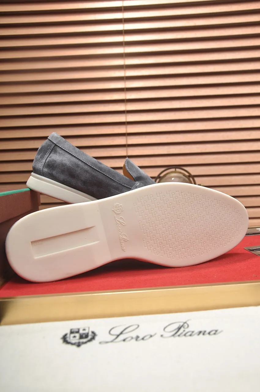 Men's shoes 💰400💶[𝐥𝐨𝐫𝐨 𝐏𝐢𝐚𝐧𝐚] [Couple model] High-end quality, affordable price, LP classic loafers, Italian treasure brand, the only brand that can match Hermès! Only after wearing it do we know that we can’t live up to our feet. Women’s code: 35-40 (customized sizes 34, 41, 42 are non-returnable) Men’s code: 38-44 (customized 45, 46, 47, 48 are non-refundable) Fabric: Customized imported cashmere Lining: Customized imported fetal cowhide Foot: Imported benzene-dyed calfskin Outsole: Exclusive original glass rubber outsole